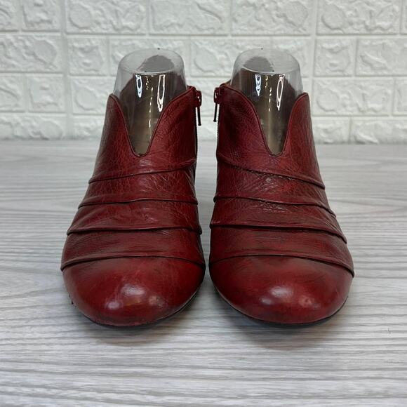 Marc Soft Walk Shoes WMNS 41 US 10.5 Red Leather Pleated Side Zipper Block Heel - Picture 3 of 10